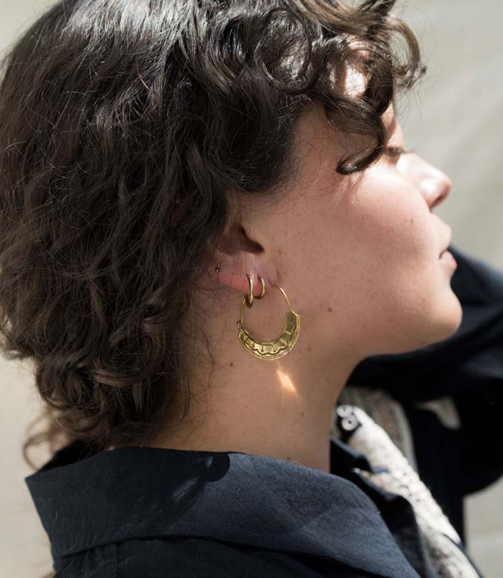Yashi Embossed Hoop Earrings