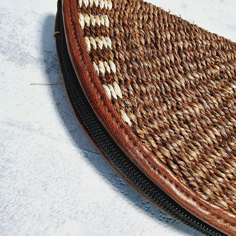 Handwoven Sisal Clutch Purse, Lined and Wrist Handle And Zipper-3