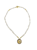 Freshwater Pearls With Coin Pendent Necklace EN023-0