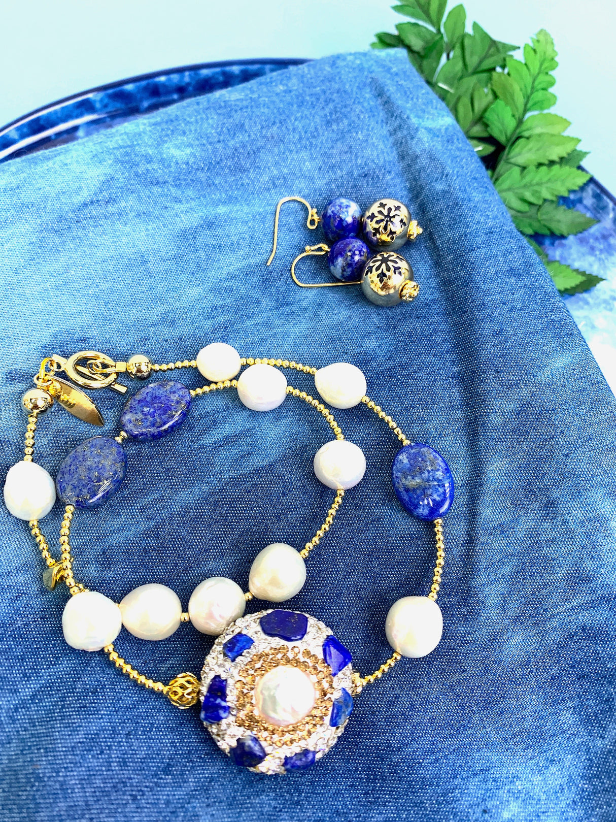 Pearls and Lapis Rhinestone Double Layers Bracelet / Choker GB050-4