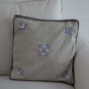 Feathers Pillow Cover - Gray