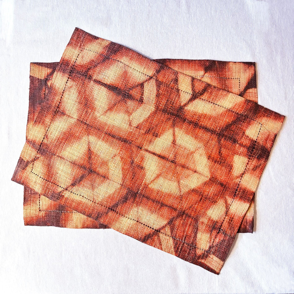 Raffia Shibori Placemat (Pair) - Turtle Pattern - Egyptian Red